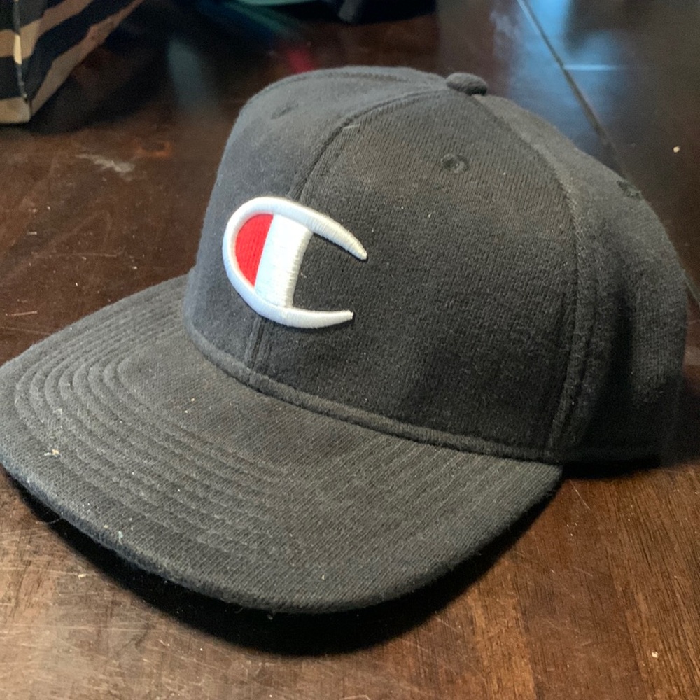 Champion adjustable black hat